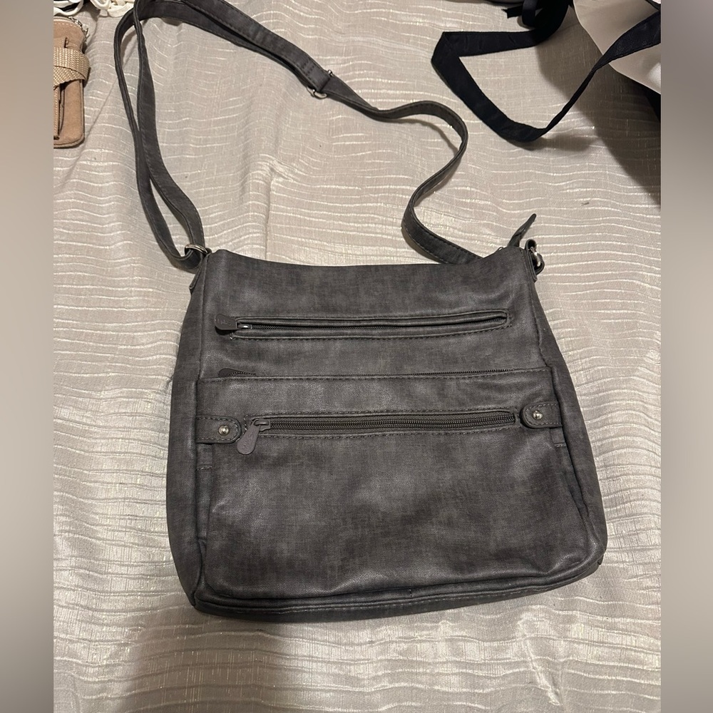 Multisac crossbody